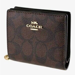 Coach Snap Wallet In Signature Canvas